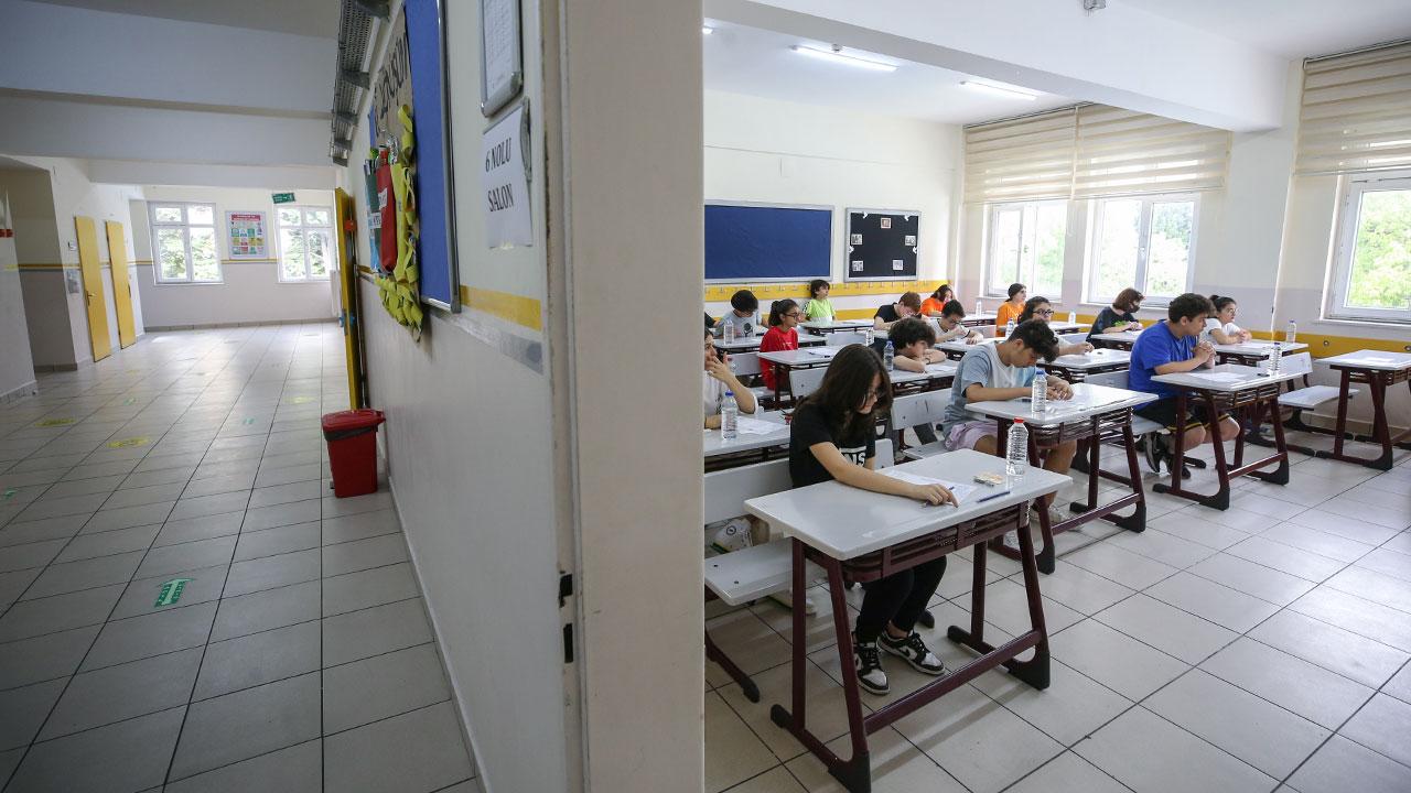 Özel Okullar Derneği Başkanı: Orta sınıf ödemelerde sıkıntı yaşıyor