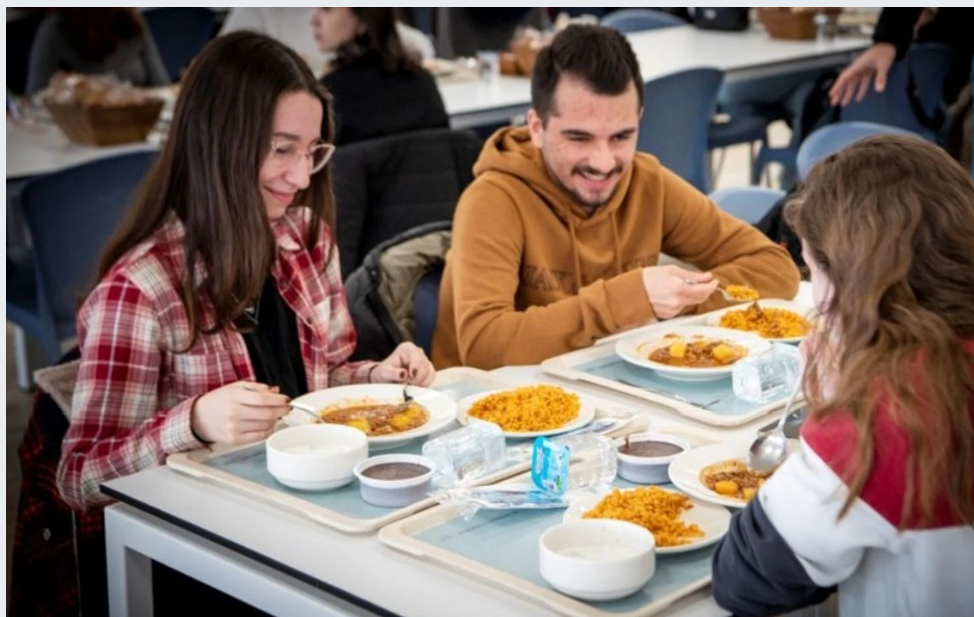 Üniversite bursları da açlık sınırının altında