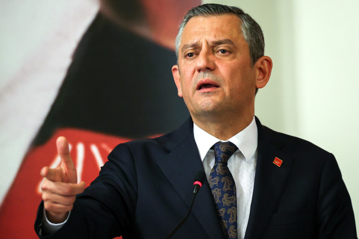Özgür Özel HAK-İŞ ve TÜRK-İŞ’i ziyaret etti: Asgari ücrete temmuzda zam yapılmaması kabul edilebilir değil, derhal komisyon toplanmalı