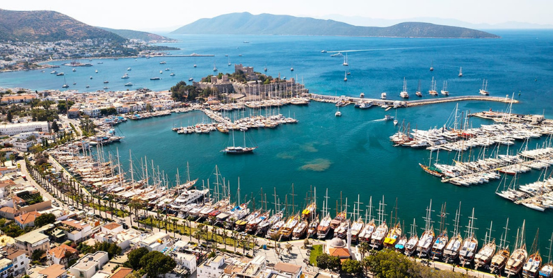 Bodrum’da turizm sezonu umut vermedi: Oteller boş, moraller bozuk!