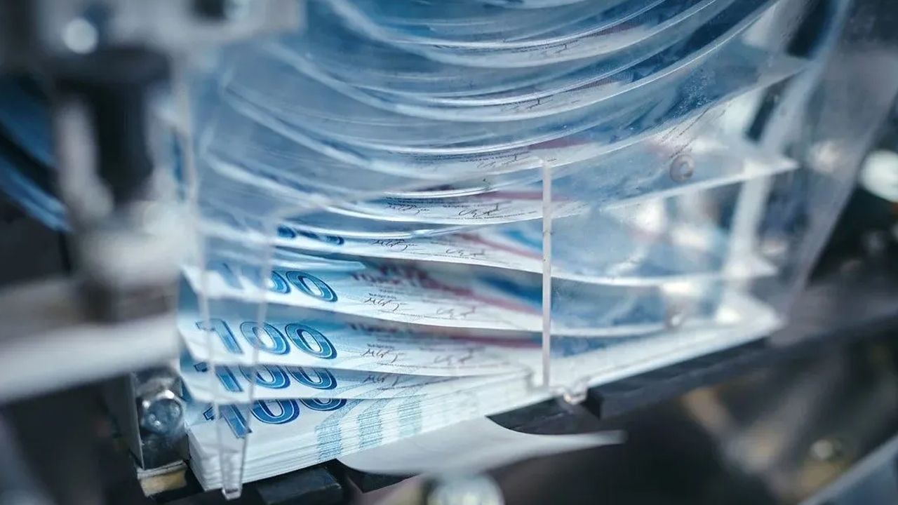 Borçlar için yeni nefes: Aylık taksitte büyük düşüş! Merkez Bankası’ndan yapılandırma mesajı