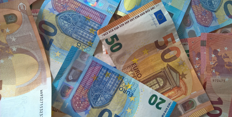 Euro Bölgesi enflasyonu ECB hedefinin üzerinde!