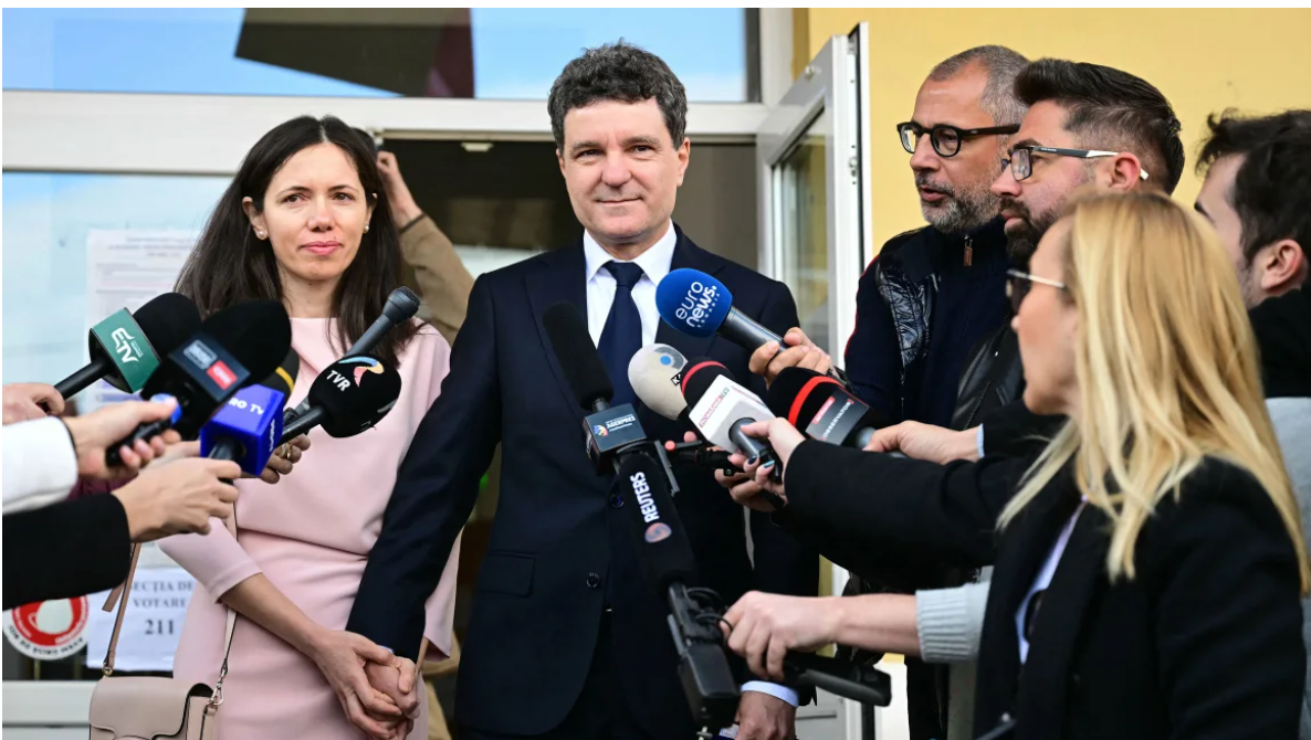 Romanya’da AB Yanlısı Aday Nicușor Dan, Aşırı Sağcı Rakibini Geride Bırakarak Cumhurbaşkanı Seçildi
