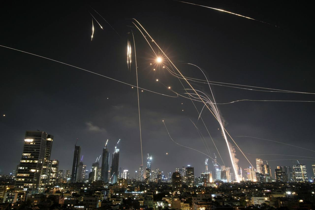 İran’dan, İsrail’e misilleme: Tel Aviv ve Kudüs’te dumanlar yükseliyor