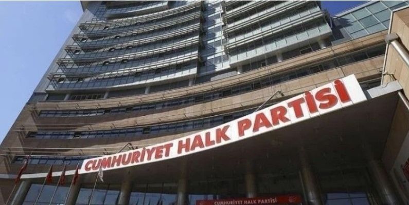 CHP, Gürsel Tekin’in de Aralarında Bulunduğu Kayyım Heyetinin Tamamını Disipline Sevk Etti
